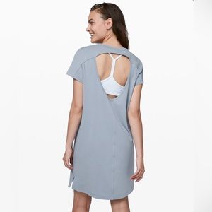 lululemon Day Tripper Dress - NWT, size 6, chambray blue